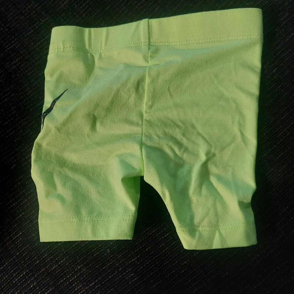 Nike neon green‎ shorts 12m
